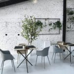 Decoració amb arbre artificial eucaliptus
