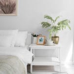 Decoración con planta artificial helecho flebodio